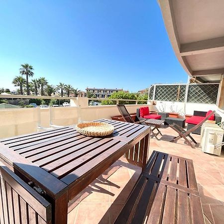 Imperiale Apartment Tirrenia Buitenkant foto