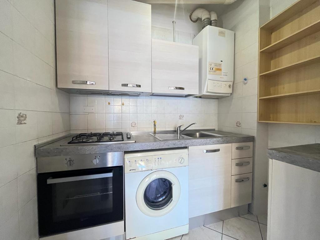 Imperiale Apartment Tirrenia Buitenkant foto