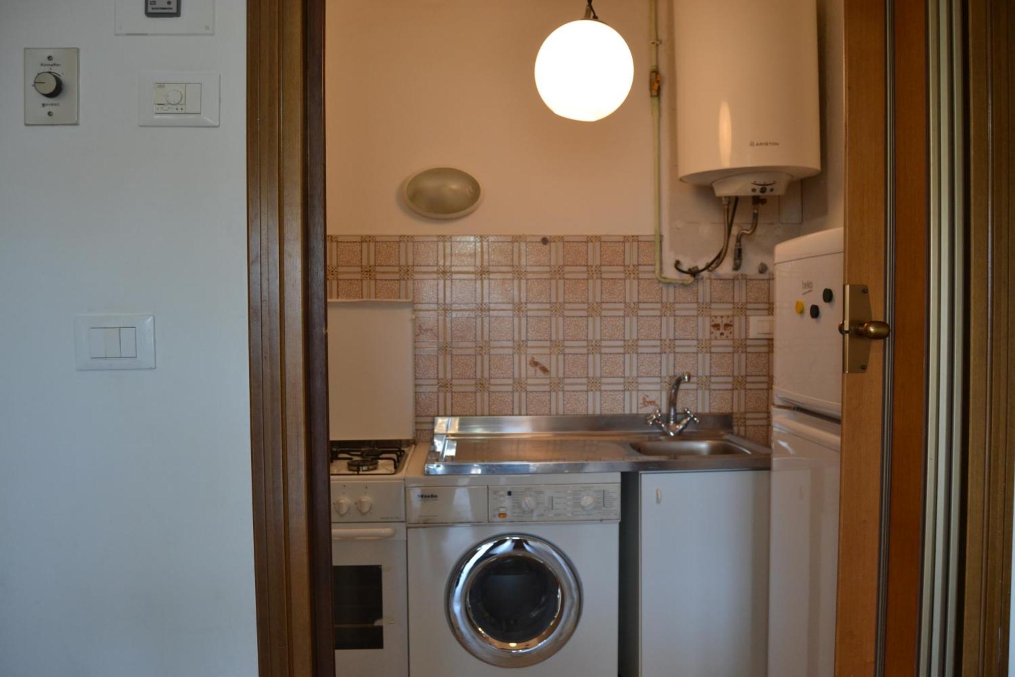 Imperiale Apartment Tirrenia Buitenkant foto