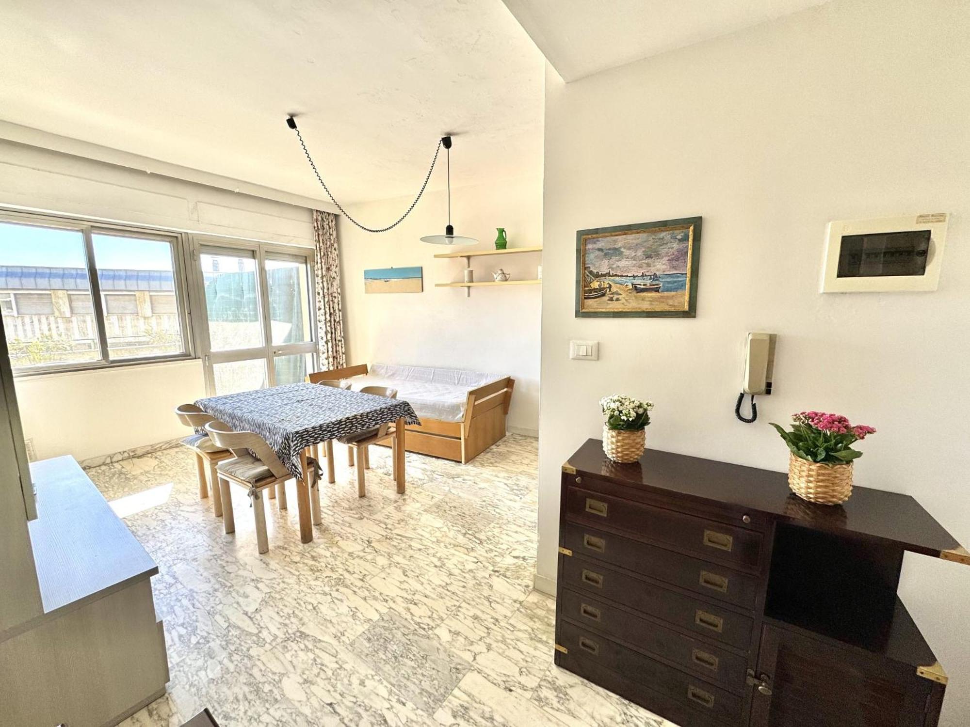 Imperiale Apartment Tirrenia Buitenkant foto