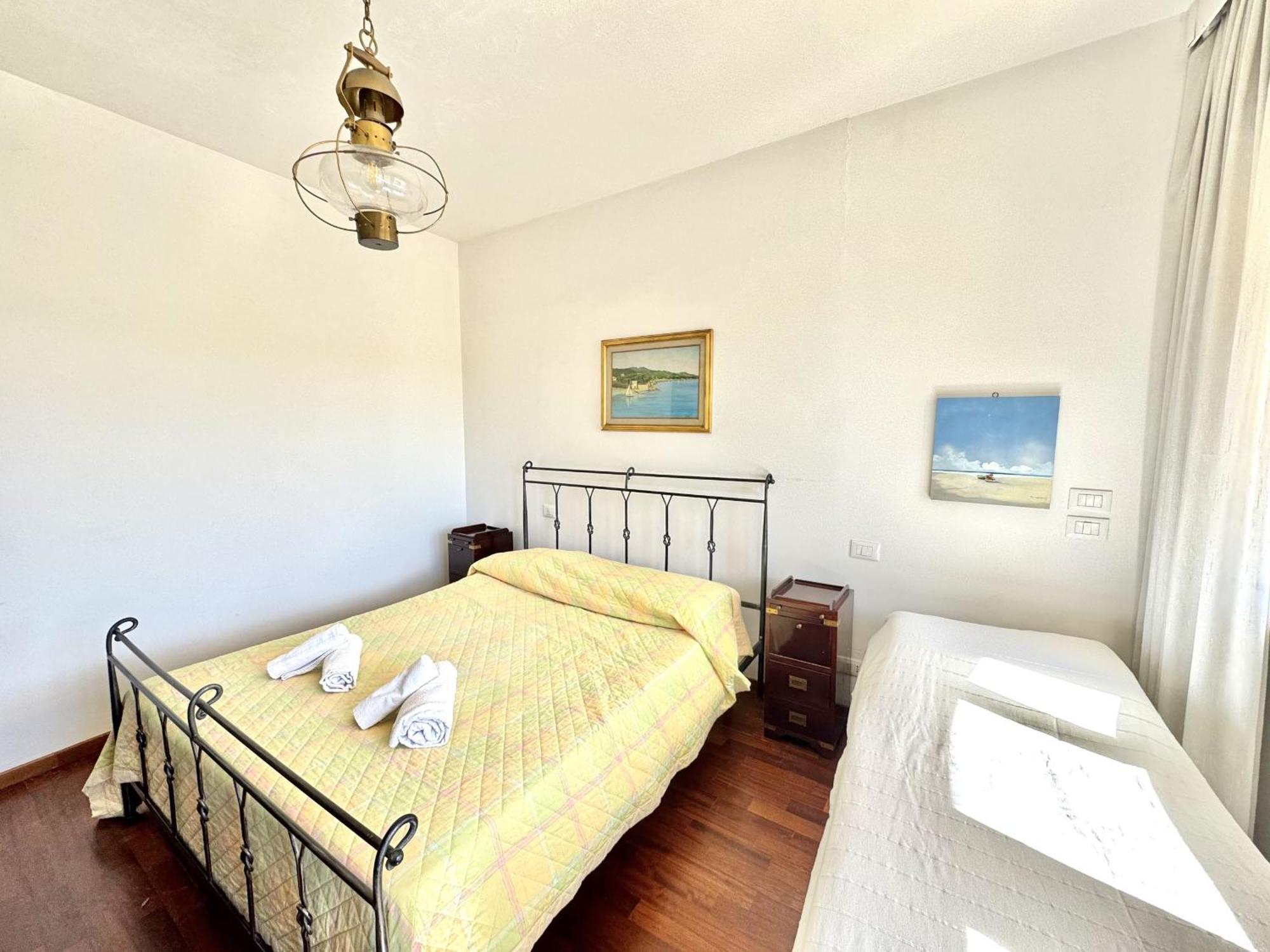 Imperiale Apartment Tirrenia Buitenkant foto